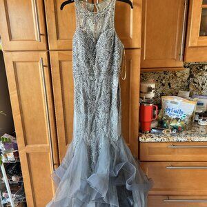 ✨ Camille La Vie Silver/Gray Beaded Mermaid Gown – Worn Once ✨